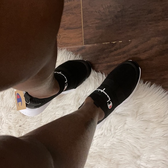 CHAMPION SNEAKERS NEW‼️💯🖤 - Picture 7 of 12